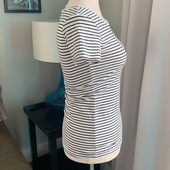 H&M Divided Black & white striped short sleeve tee sz XS - Picture 2 of 7